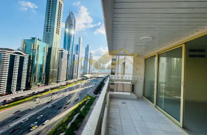 Apartment - 3 Bedrooms - 4 Bathrooms for rent in Al Rostomani Towers - Sheikh Zayed Road - Dubai
