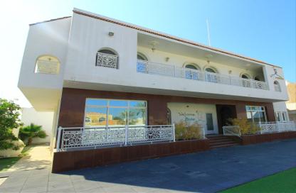 Villa - 6 Bedrooms - 7 Bathrooms for rent in Jumeirah 2 Villas - Jumeirah 2 - Jumeirah - Dubai