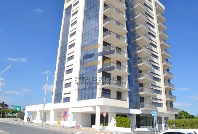 Apartment - 1 Bedroom - 2 Bathrooms for sale in The View - Al Raha Beach - Abu Dhabi