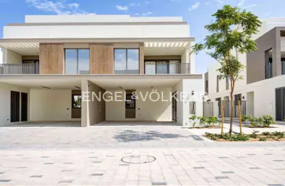 Villa - 4 Bedrooms - 5 Bathrooms for rent in Elan - Tilal Al Ghaf - Dubai