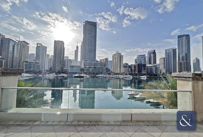 Apartment - 1 Bedroom - 2 Bathrooms for rent in Beauport Tower - Marina Promenade - Dubai Marina - Dubai