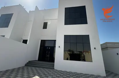 Villa - 4 Bedrooms - 5 Bathrooms for rent in Khuzam - Ras Al Khaimah