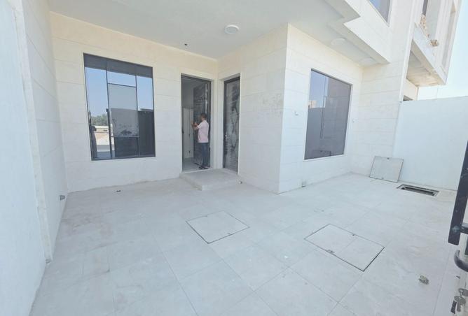 15915113 - Property Image 3