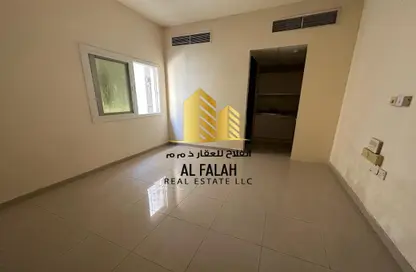 Empty Room image for: Office Space - Studio - 1 Bathroom for rent in Rolla Square - Rolla Area - Sharjah, Image 1