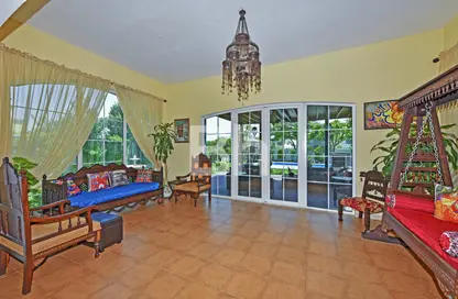 Villa - 4 Bedrooms - 5 Bathrooms for rent in Legacy - Jumeirah Park - Dubai