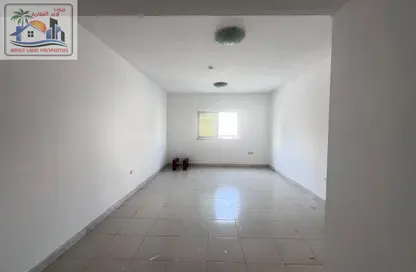 Apartment - 1 Bedroom - 1 Bathroom for rent in Al Qulaya'ah - Al Sharq - Sharjah