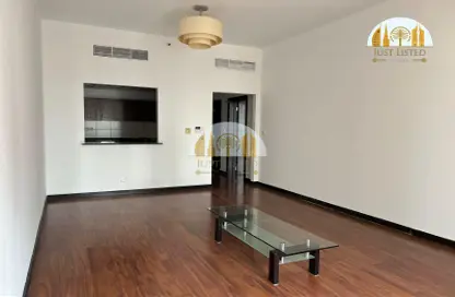 Apartment - 1 Bedroom - 2 Bathrooms for rent in Green Lakes Towers - JLT Cluster S - Jumeirah Lake Towers - Dubai