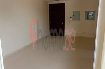 شقة - 2 غرف نوم - 3 حمامات للايجار في غلوبال غولف ريزيدنس 2 - مدينة دبي الرياضية - دبي