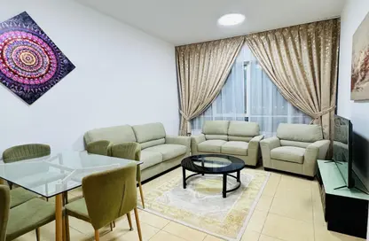 Apartment - 1 Bedroom - 2 Bathrooms for rent in Beach Tower 1 - Al Khan Lagoon - Al Khan - Sharjah