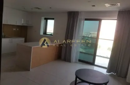 Apartment - 1 Bathroom for rent in The Square Tower - Jumeirah Village Circle - Dubai