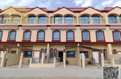 Townhouse - 2 Bedrooms - 3 Bathrooms for rent in Al Zaheya Gardens - Al Zahya - Ajman