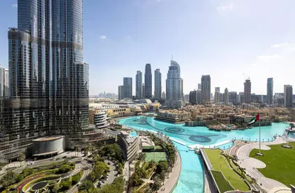 Apartment - 4 Bedrooms - 5 Bathrooms for rent in IL Primo - Opera District - Downtown Dubai - Dubai