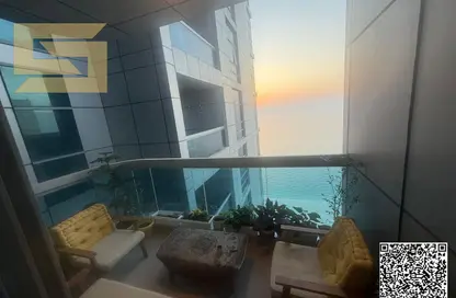 شقة - 2 غرف نوم - 3 حمامات للبيع في مساكن كورنيش عجمان - طريق كورنيش عجمان - عجمان