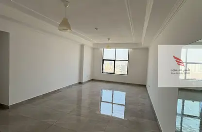 Apartment - 2 Bedrooms - 3 Bathrooms for rent in Al Rashidiya Towers - Al Rashidiya - Ajman Downtown - Ajman