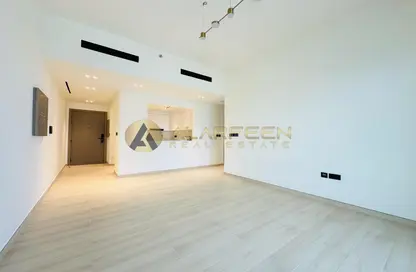 Apartment - 2 Bedrooms - 2 Bathrooms for rent in Binghatti Heights - Jumeirah Village Circle - Dubai