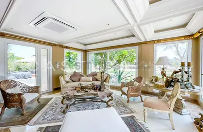 Villa - 6 Bedrooms - 7 Bathrooms for rent in Sector H - Emirates Hills - Dubai