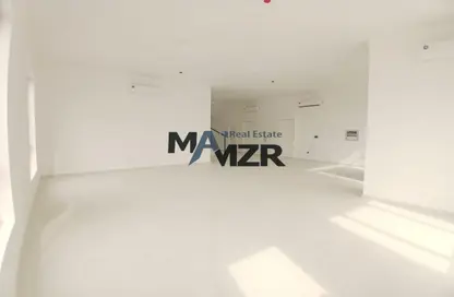 Villa - 6 Bedrooms - 7+ Bathrooms for rent in Baniyas - Abu Dhabi
