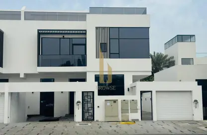 Villa - 6 Bedrooms - 6 Bathrooms for rent in Jumeirah 1 Villas - Jumeirah 1 - Jumeirah - Dubai