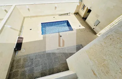 Villa - 5 Bedrooms - 5 Bathrooms for rent in Jumeirah 3 Villas - Jumeirah 3 - Jumeirah - Dubai