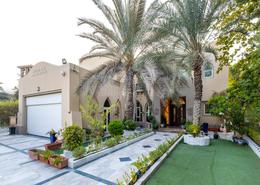 Outdoor House image for: Villa - 4 bedrooms - 6 bathrooms for sale in Cluster 17 - Jumeirah Islands - Dubai, Image 1