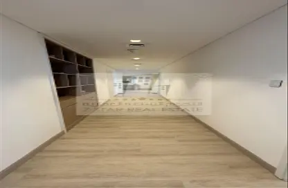 Apartment - 3 Bedrooms - 5 Bathrooms for sale in Al Khan Corniche - Al Khan - Sharjah