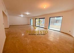 Duplex - 3 bedrooms - 5 bathrooms for rent in Al Shaheen Tower - Al Khalidiya - Abu Dhabi