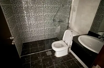 Apartment - 2 Bedrooms - 3 Bathrooms for rent in Al Majaz 1 - Al Majaz - Sharjah