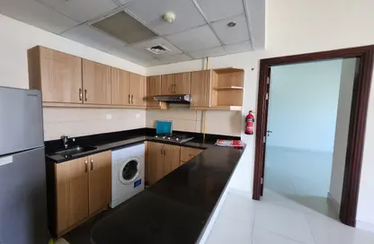شقة - غرفة نوم - 2 حمامات للايجار في مساكن النخبة رقم 5 - مساكن النخبة الرياضية - مدينة دبي الرياضية - دبي