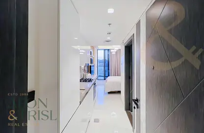 Apartment - Studio - 1 Bathroom for rent in Samana Park Views - Arjan - Dubai