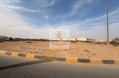 أرض - استوديو للايجار في الصجعة الصناعية - آلصجعه - الشارقة