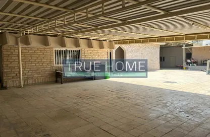 Villa - 7+ Bedrooms - 7+ Bathrooms for sale in Al Azra - Al Riqqa - Sharjah