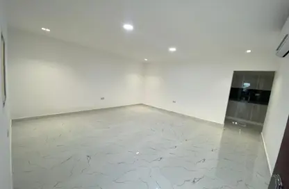 شقة - غرفة نوم - 1 حمام للايجار في مدينة الرياض - أبوظبي