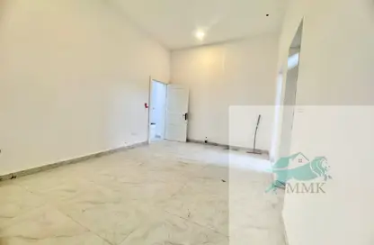 Apartment - 4 Bedrooms - 4 Bathrooms for rent in Madinat Al Riyad - Abu Dhabi