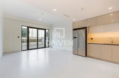 Apartment - 3 Bedrooms - 3 Bathrooms for sale in Marina Vista - EMAAR Beachfront - Dubai Harbour - Dubai