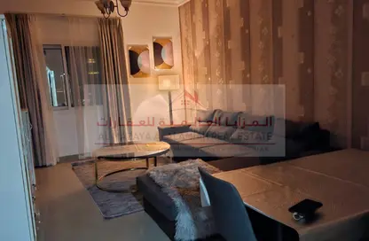 شقة - 2 غرف نوم - 2 حمامات للايجار في التعاون 1 - أبراج التعاون - الخان - الشارقة