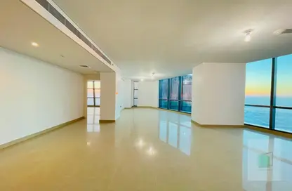 Apartment - 4 Bedrooms - 5 Bathrooms for rent in Etihad Towers - Corniche Road - Abu Dhabi