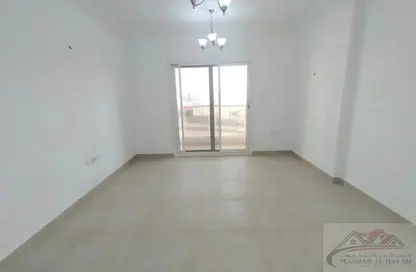 شقة - غرفة نوم - 2 حمامات للايجار في بناية مويليح 29 - مويلح - الشارقة