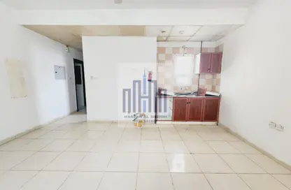 Apartment - Studio - 1 Bathroom for rent in Fire Station Road - Muwaileh - Sharjah
