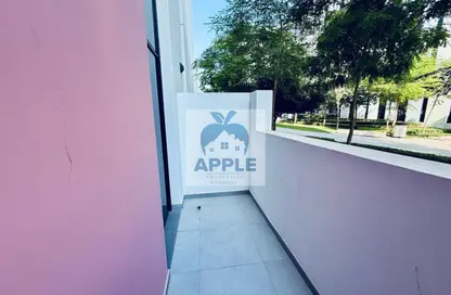 شقة - 1 حمام للايجار في ذا لينك - إيست فييليدج - الجادة - الشارقة