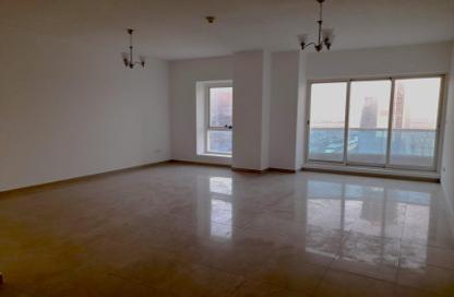 Apartment - 3 Bedrooms - 5 Bathrooms for rent in Lake Point Tower - Lake Almas West - Jumeirah Lake Towers - Dubai