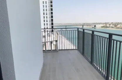 Apartment - 3 Bedrooms - 3 Bathrooms for sale in Waters Edge - Yas Island - Abu Dhabi