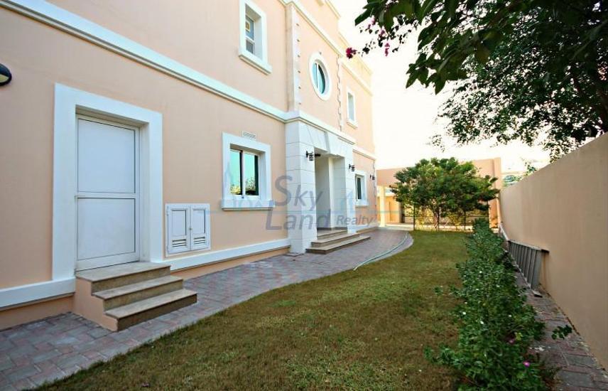 Villa for Rent in Umm Suqeim 2 Superb 4BR+Maid Compound VillaGarden