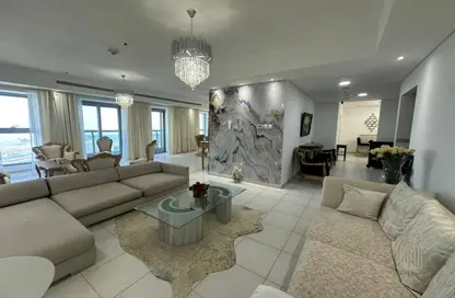 Apartment - 4 Bedrooms - 5 Bathrooms for rent in Princess Tower - Dubai Marina - Dubai