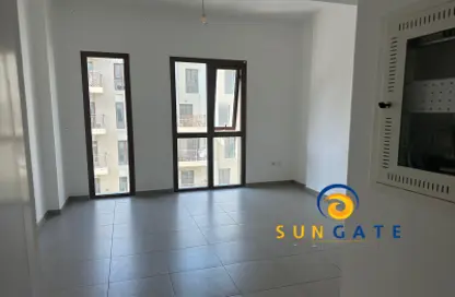 Apartment - 1 Bathroom for sale in Zahra Breeze Apartments 4A - Zahra Breeze Apartments - Town Square - Dubai