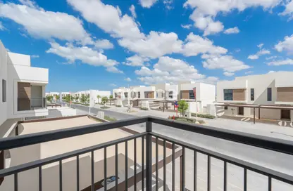 Villa - 4 Bedrooms - 5 Bathrooms for rent in Noya Viva - Noya - Yas Island - Abu Dhabi