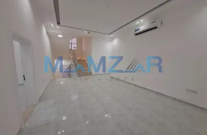 Empty Room image for: Villa - 7 Bedrooms - 5 Bathrooms for sale in Madinat Al Riyad - Abu Dhabi, Image 1