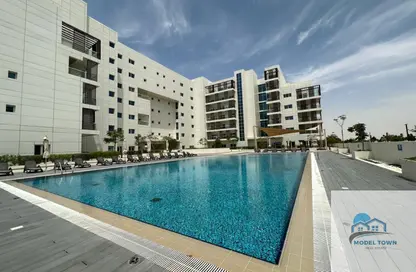 Apartment - Studio - 1 Bathroom for rent in Leonardo Residences - Masdar City - Abu Dhabi