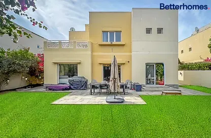Villa - 4 Bedrooms - 5 Bathrooms for rent in Meadows 4 - Meadows - Dubai