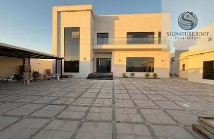 Villa - 5 Bedrooms - 7 Bathrooms for rent in Wadi Alshabak - Dubai