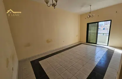 شقة - غرفة نوم - 2 حمامات للايجار في المحطة - القاسمية - الشارقة شقة - غرفة نوم - 2 حمامات للايجار في المحطة - القاسمية - الشارقة